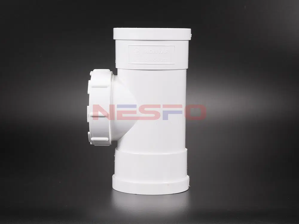 PVC-U排水管立管检查口